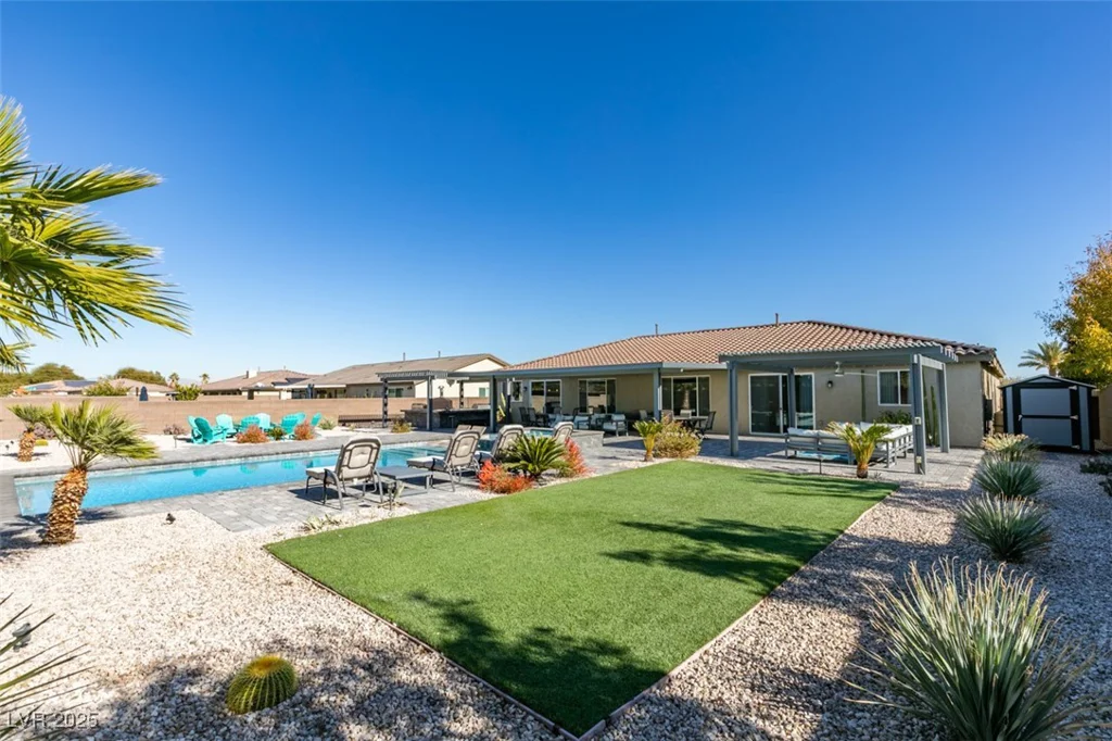8637 Home Gate, Las Vegas, NV 89113