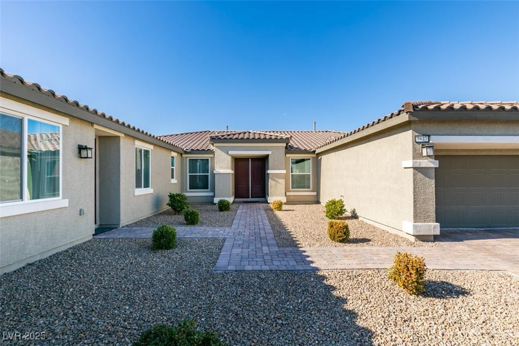 8637 Home Gate, Las Vegas, NV 89113