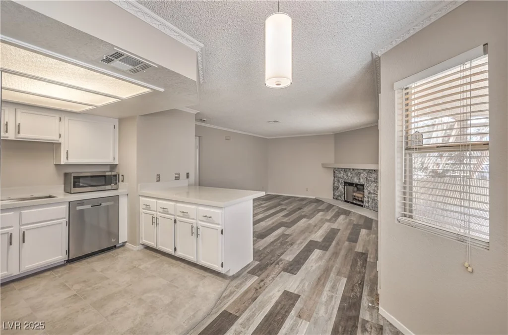 925 Boulder Mesa, Las Vegas, NV 89128