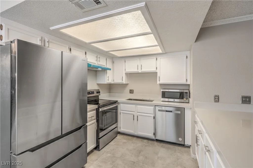 925 Boulder Mesa, Las Vegas, NV 89128
