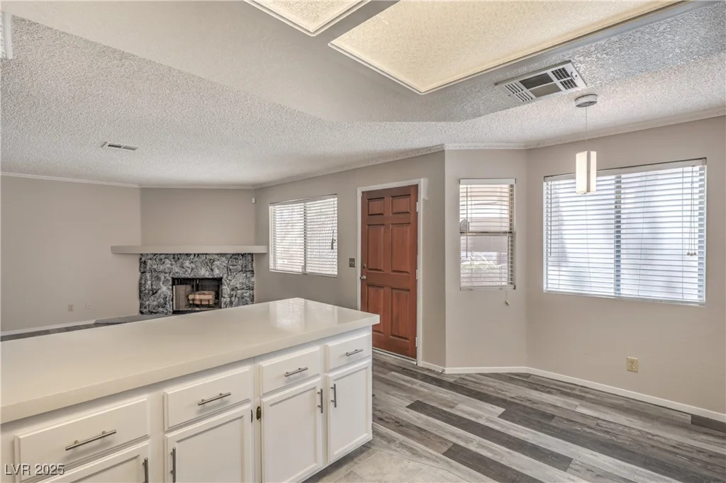 925 Boulder Mesa, Las Vegas, NV 89128