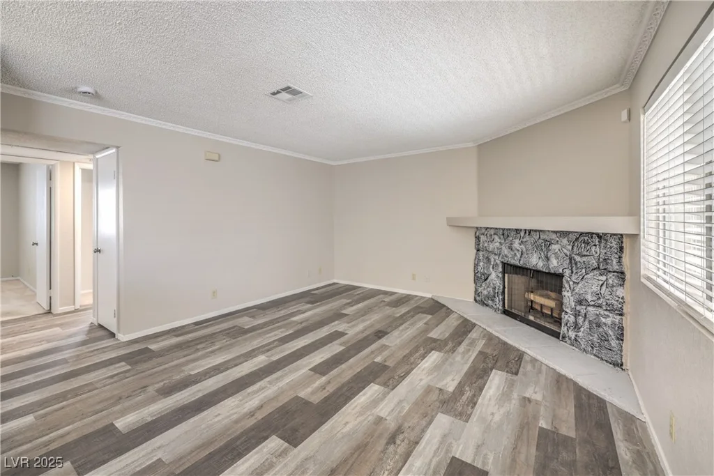 925 Boulder Mesa, Las Vegas, NV 89128