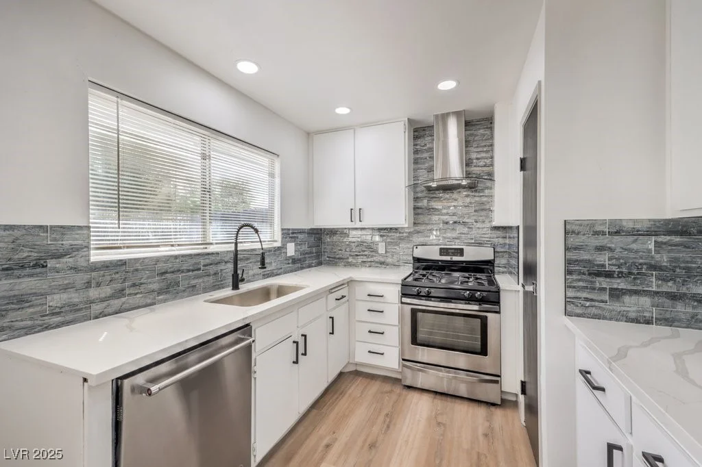 6804 Atrium, Las Vegas, NV 89108