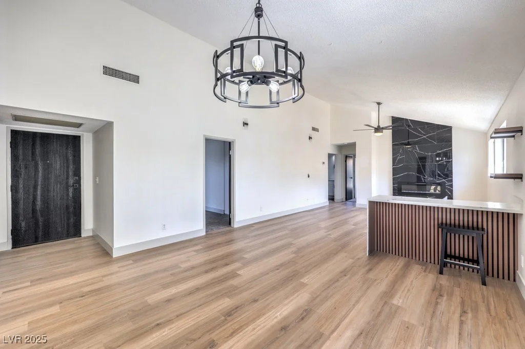 6804 Atrium, Las Vegas, NV 89108