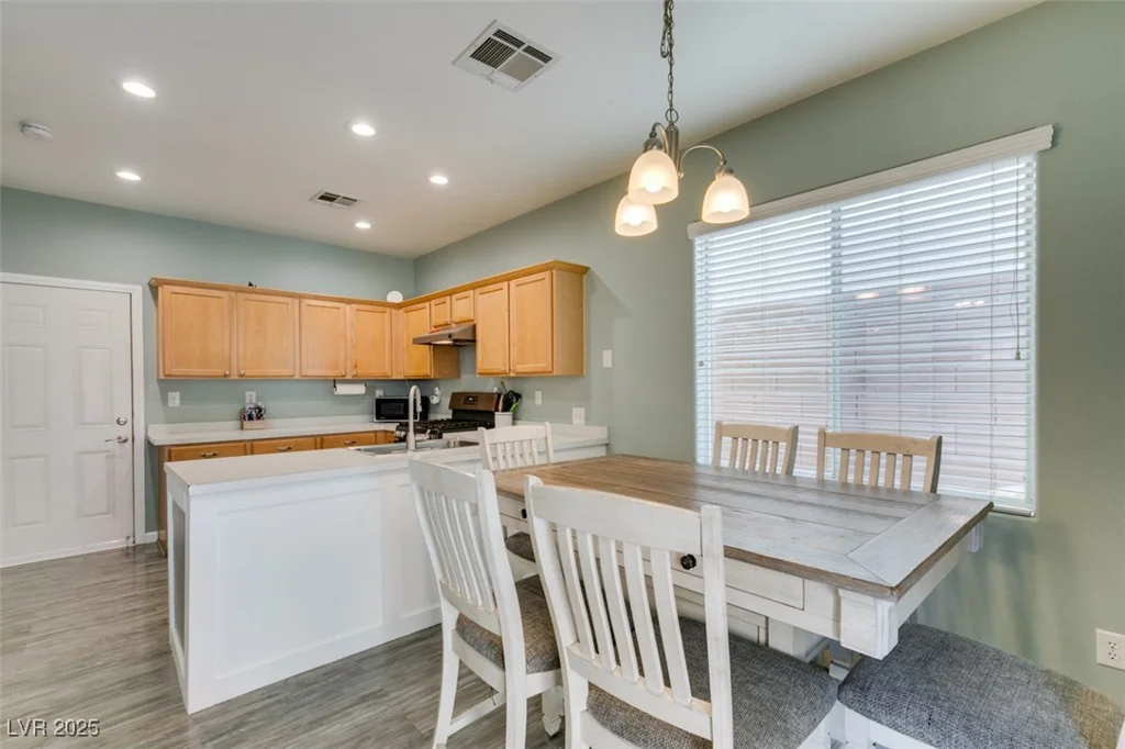 8936 Addison Walk, Las Vegas, NV 89149