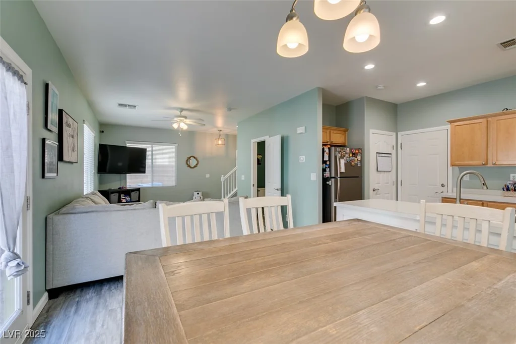 8936 Addison Walk, Las Vegas, NV 89149