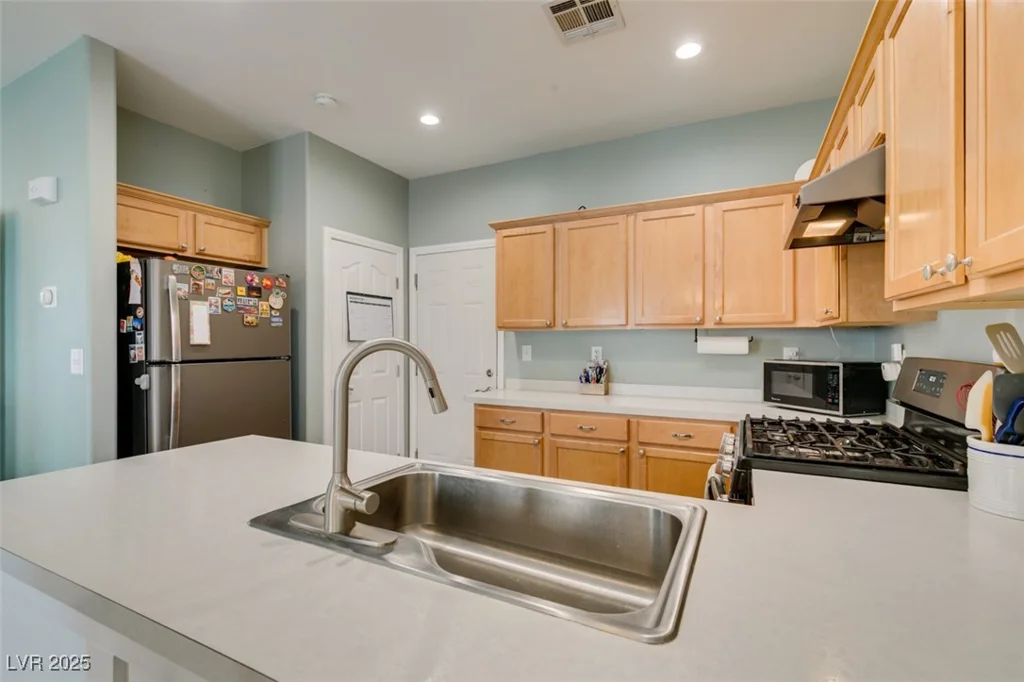 8936 Addison Walk, Las Vegas, NV 89149