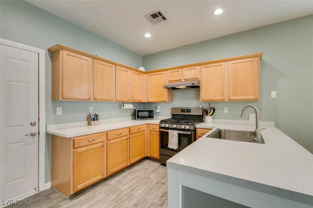 8936 Addison Walk, Las Vegas, NV 89149