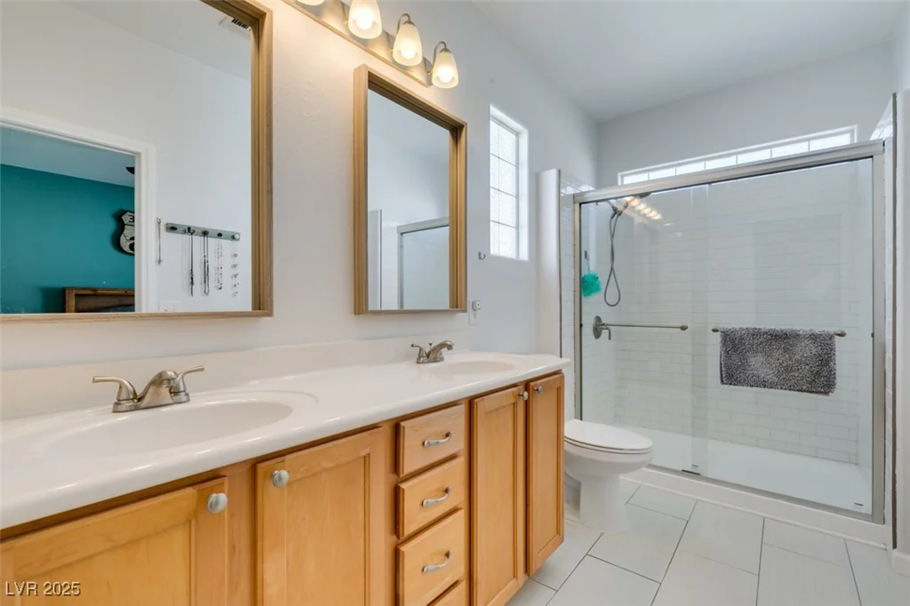 8936 Addison Walk, Las Vegas, NV 89149