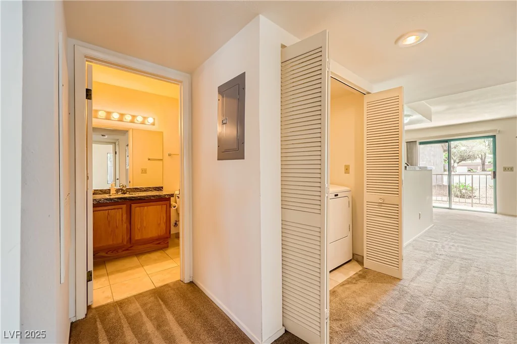 1575 Warm Springs, Henderson, NV 89014