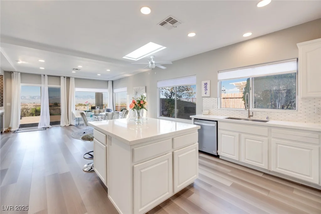 1905 Hovenweep, Henderson, NV 89052