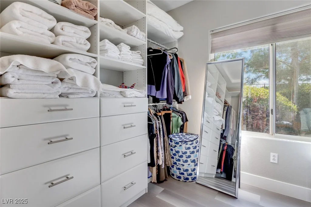 1905 Hovenweep, Henderson, NV 89052