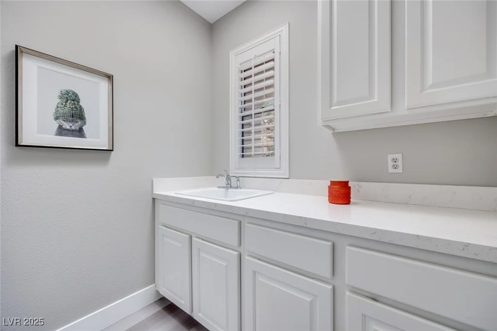 1905 Hovenweep, Henderson, NV 89052
