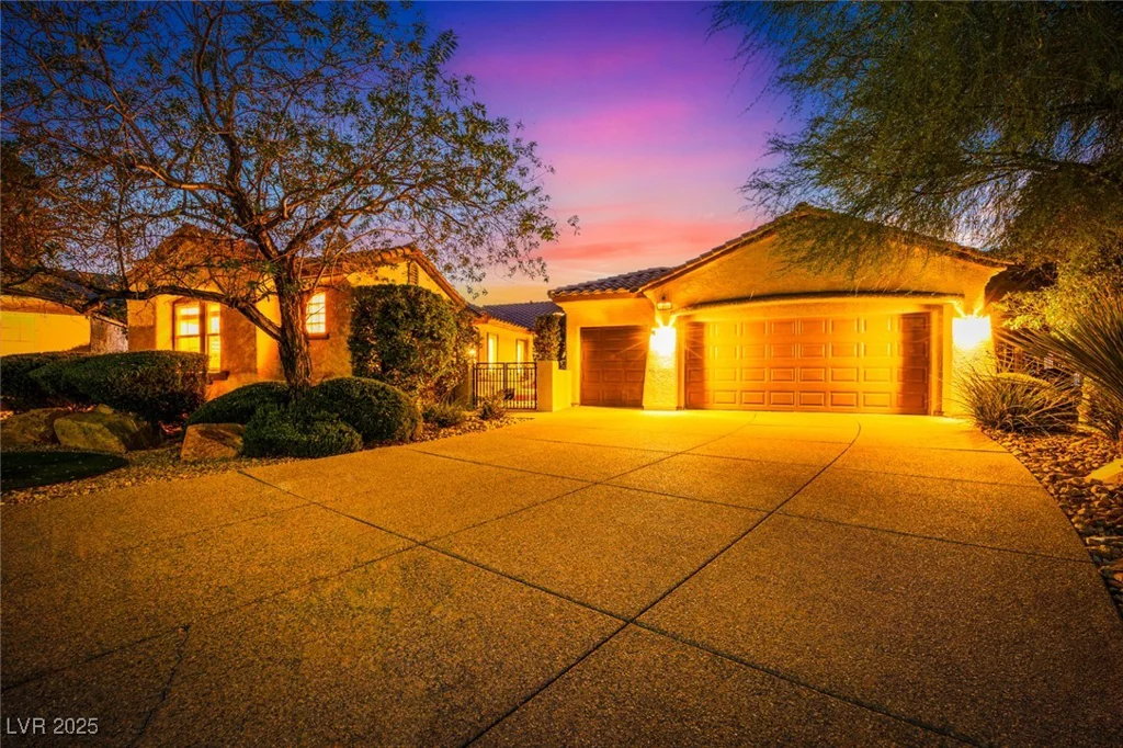 1905 Hovenweep, Henderson, NV 89052