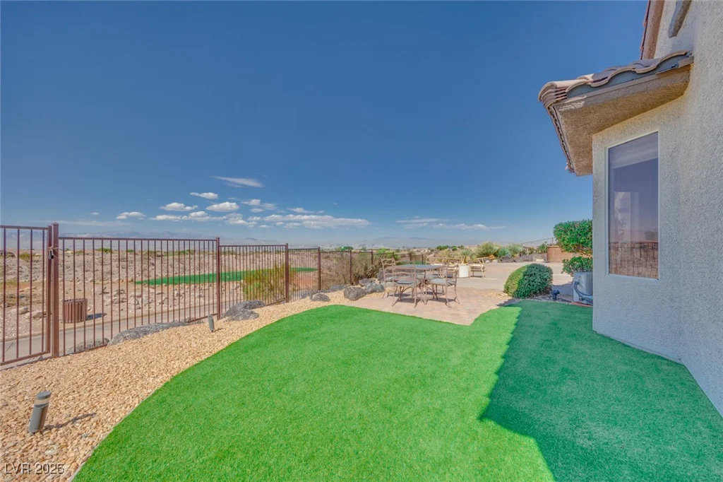 1905 Hovenweep, Henderson, NV 89052