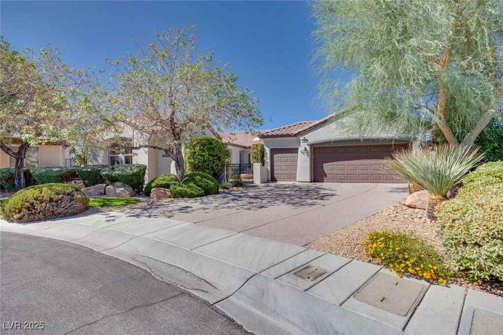 1905 Hovenweep, Henderson, NV 89052