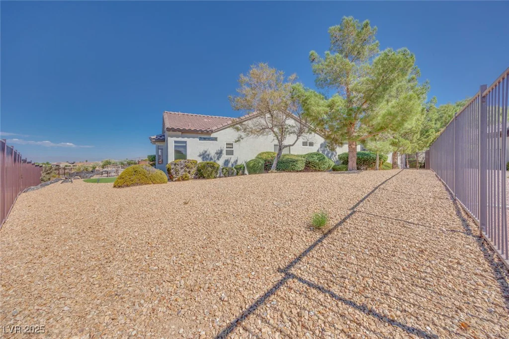 1905 Hovenweep, Henderson, NV 89052
