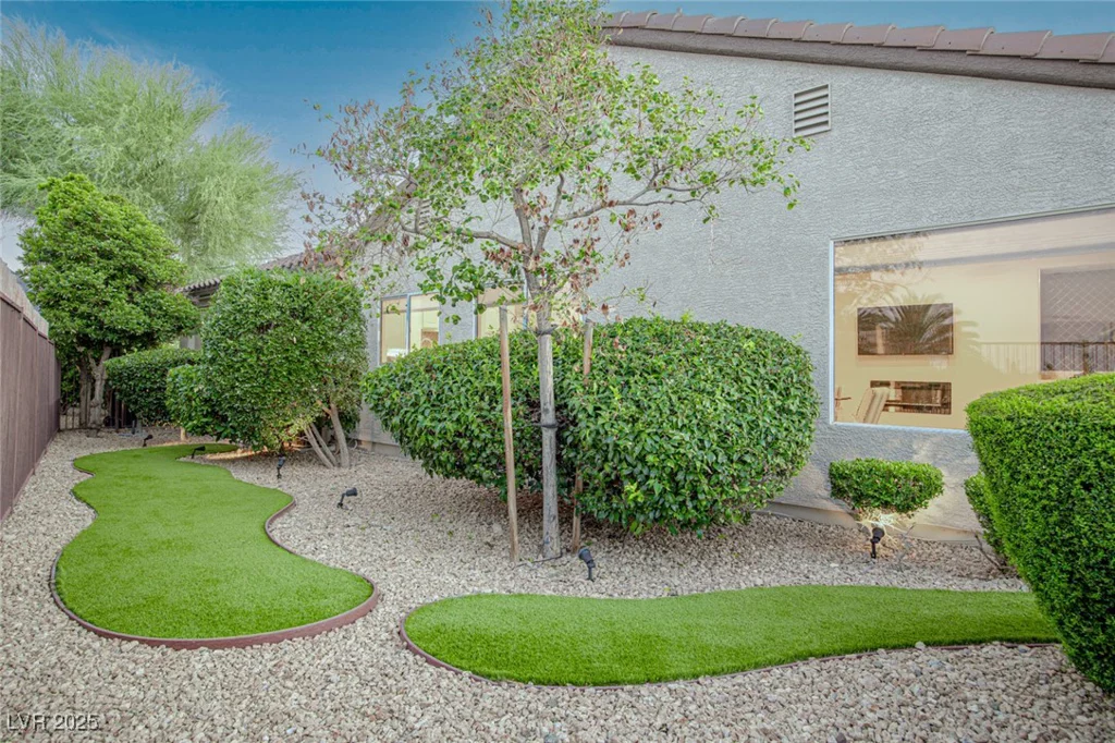 1905 Hovenweep, Henderson, NV 89052