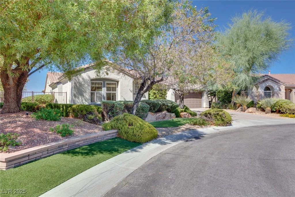1905 Hovenweep, Henderson, NV 89052