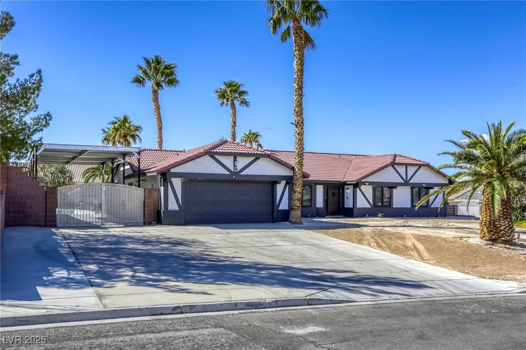 6953 Hathaway, Las Vegas, NV 89156