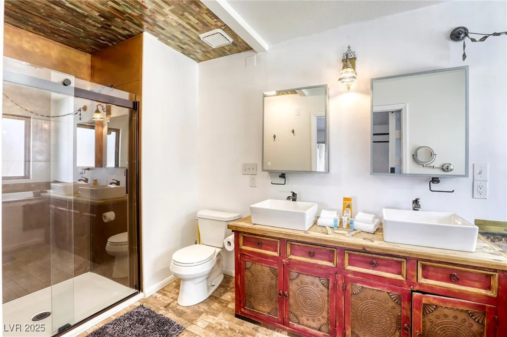 6953 Hathaway, Las Vegas, NV 89156
