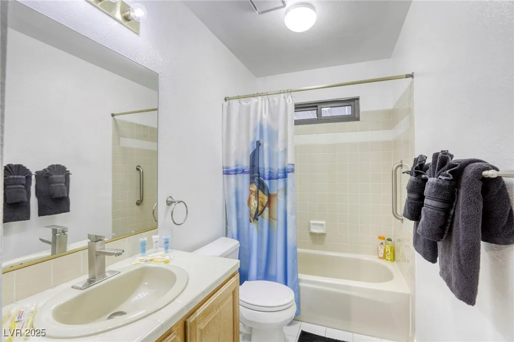 6953 Hathaway, Las Vegas, NV 89156