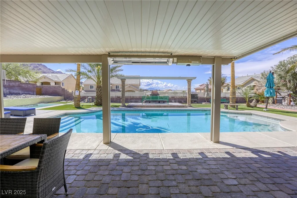 6953 Hathaway, Las Vegas, NV 89156