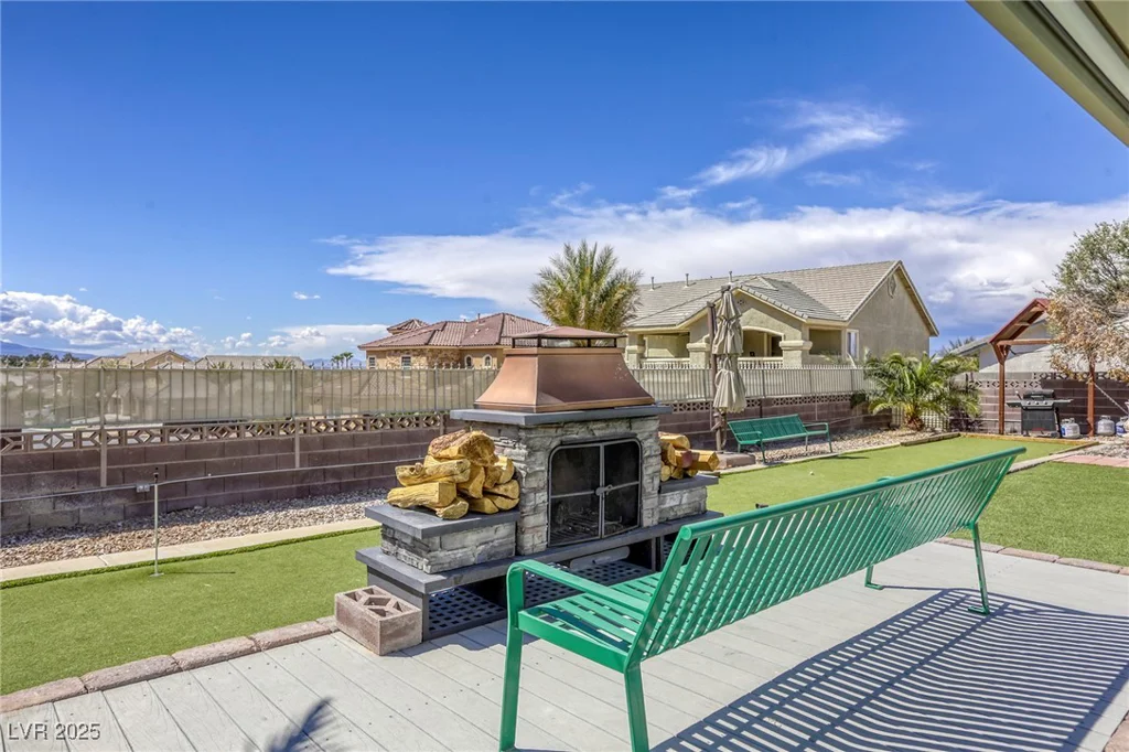 6953 Hathaway, Las Vegas, NV 89156