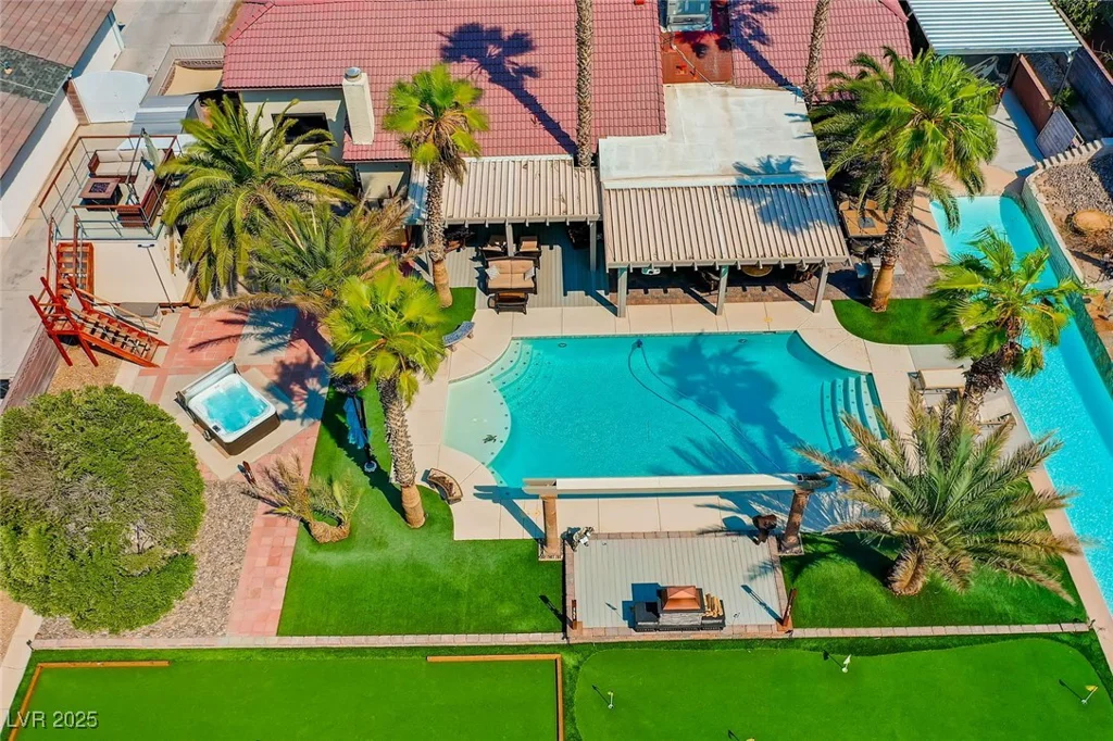 6953 Hathaway, Las Vegas, NV 89156