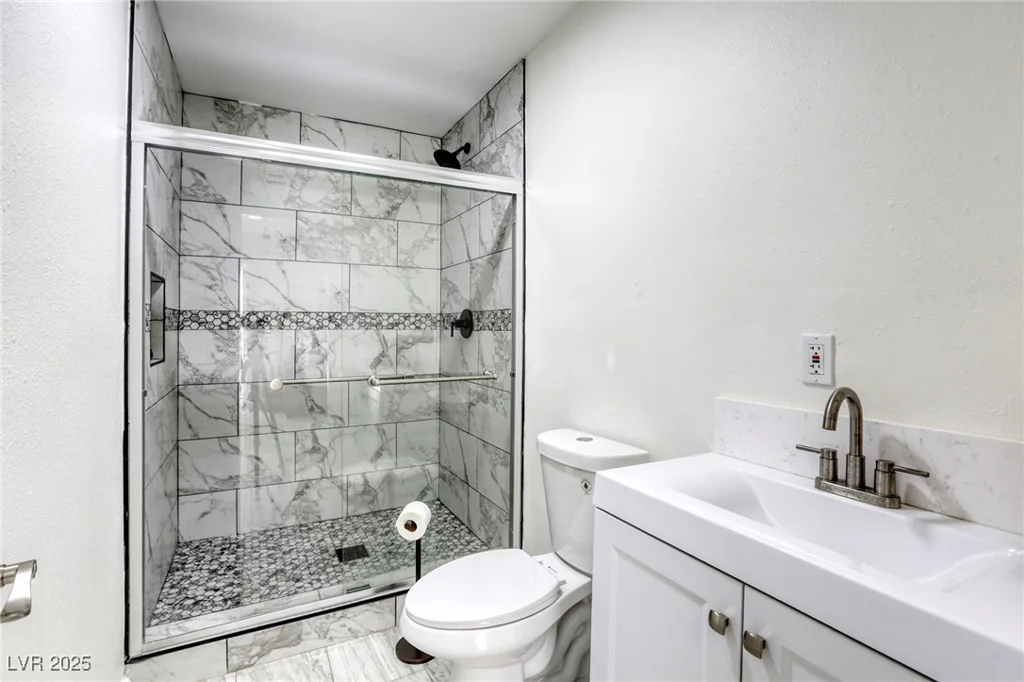 6953 Hathaway, Las Vegas, NV 89156