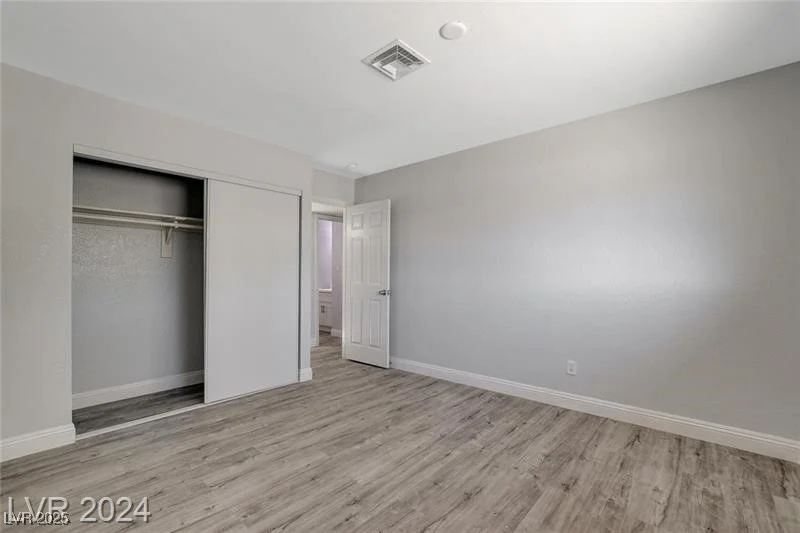 5075 San Anselmo, Las Vegas, NV 89120