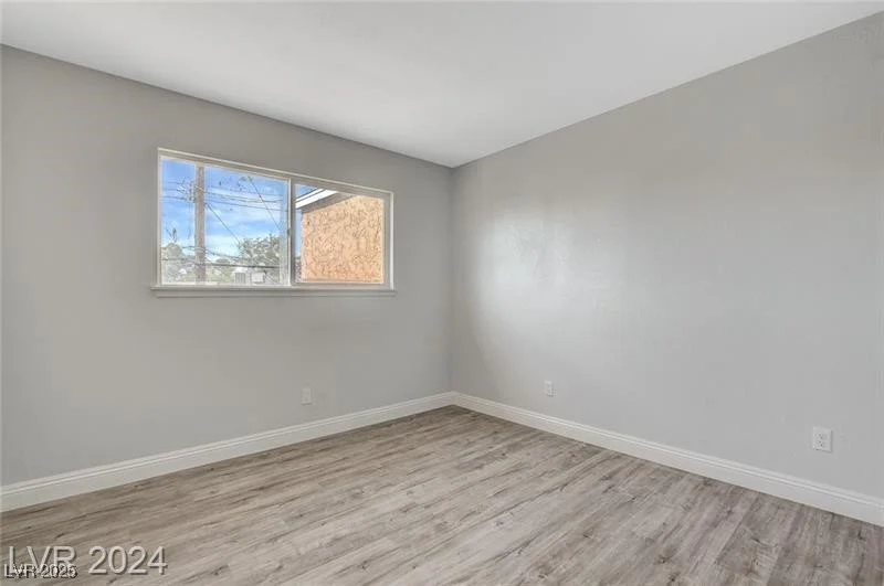 5075 San Anselmo, Las Vegas, NV 89120