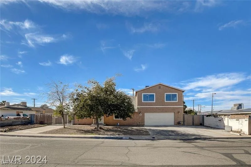 5075 San Anselmo, Las Vegas, NV 89120