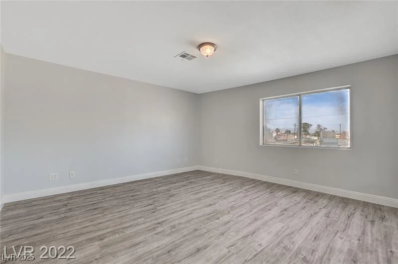 5075 San Anselmo, Las Vegas, NV 89120