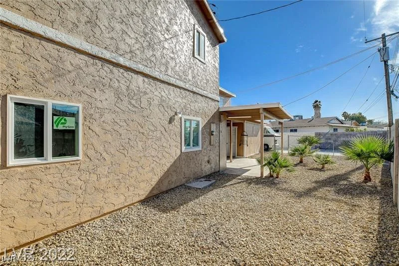5075 San Anselmo, Las Vegas, NV 89120