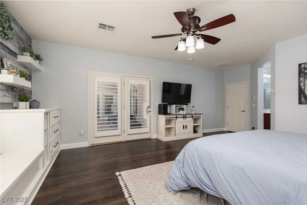 5843 Reeves Springs, Las Vegas, NV 89131