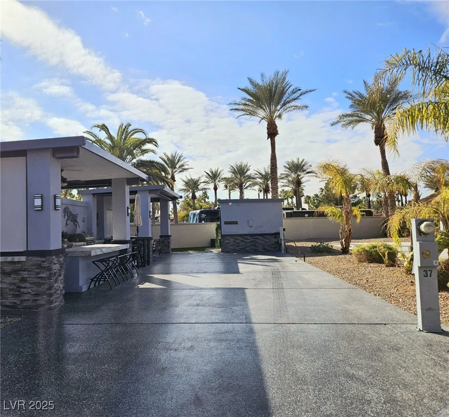 8175 Arville, Las Vegas, NV 89139