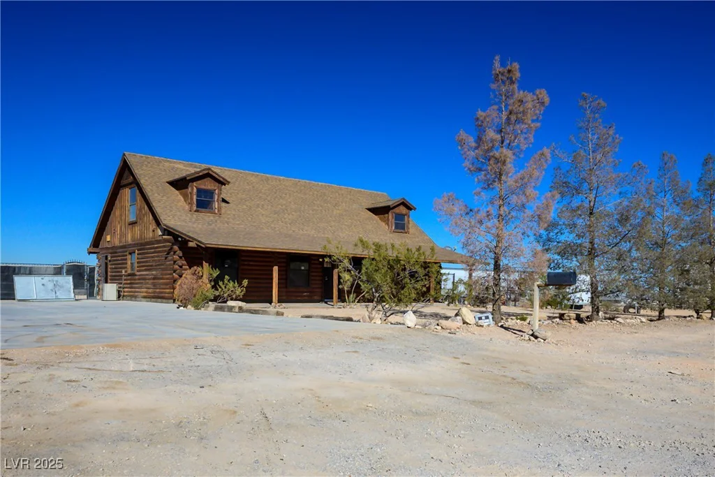 3900 Landberg, Las Vegas, NV 89141