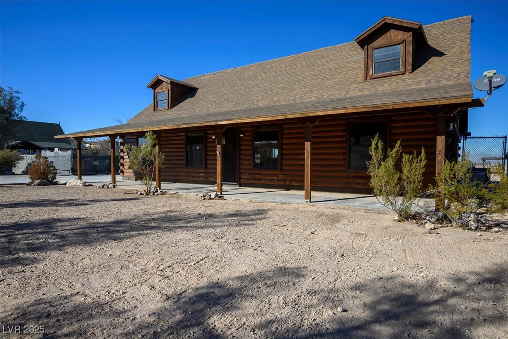 3900 Landberg, Las Vegas, NV 89141