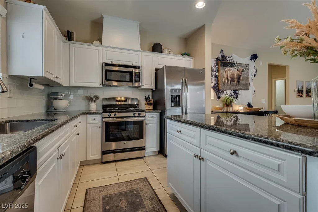 7919 Mineral Peak, Las Vegas, NV 89166