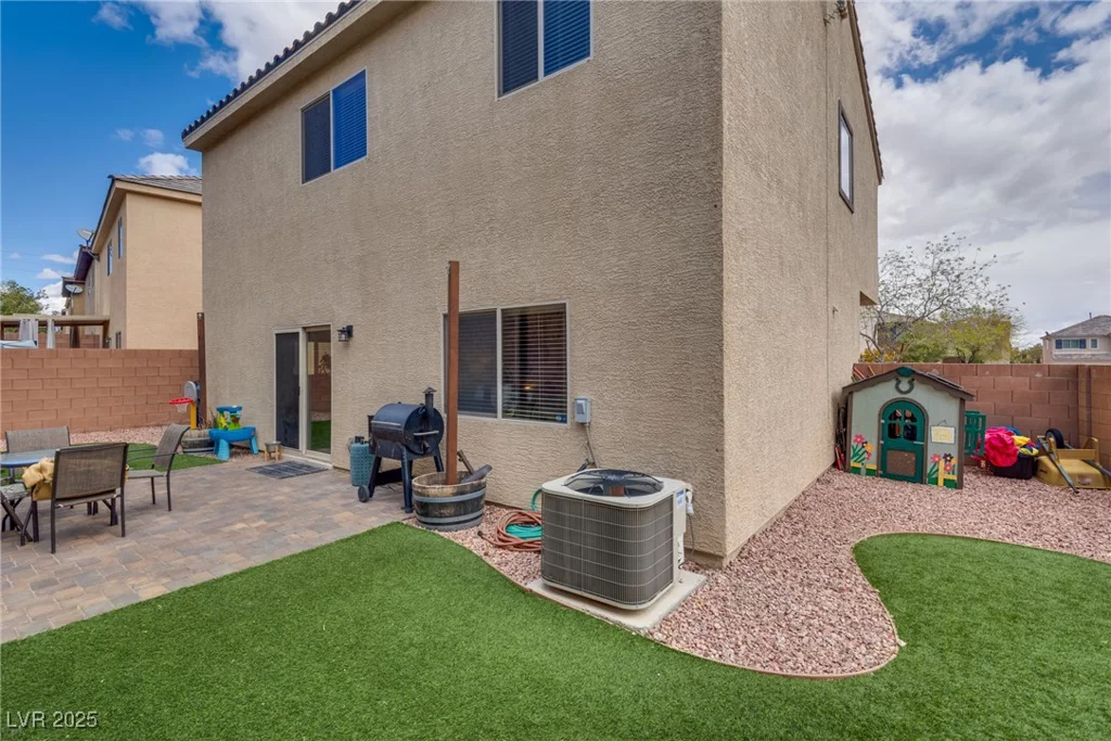 7919 Mineral Peak, Las Vegas, NV 89166