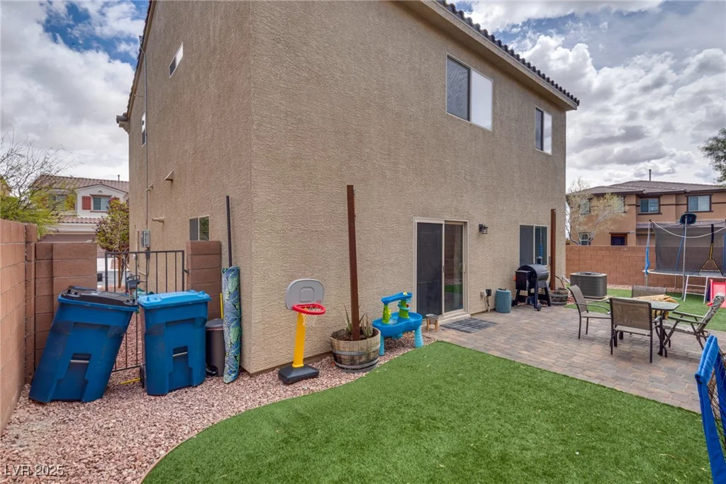 7919 Mineral Peak, Las Vegas, NV 89166