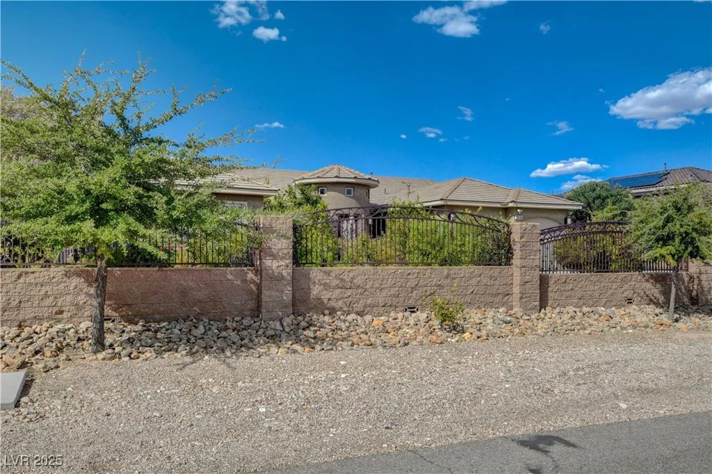 3518 Agate, Las Vegas, NV 89139