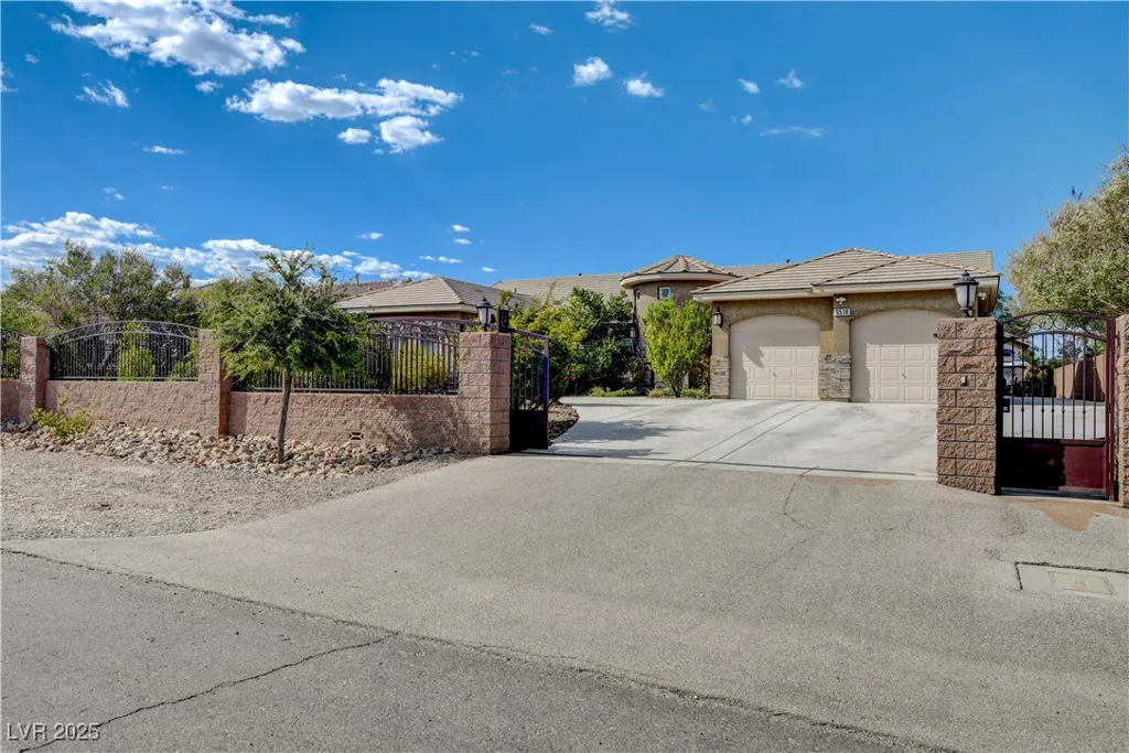 3518 Agate, Las Vegas, NV 89139