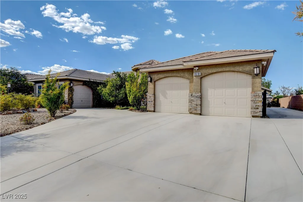 3518 Agate, Las Vegas, NV 89139