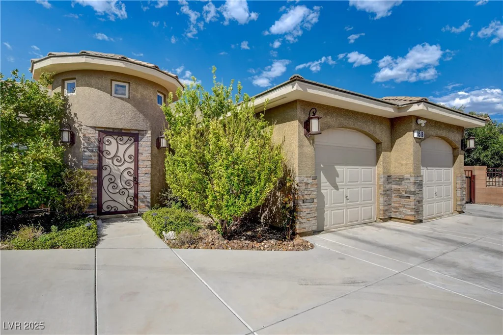 3518 Agate, Las Vegas, NV 89139