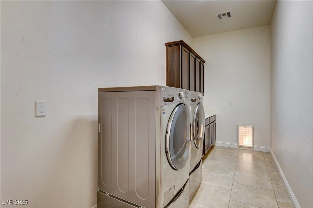 3518 Agate, Las Vegas, NV 89139