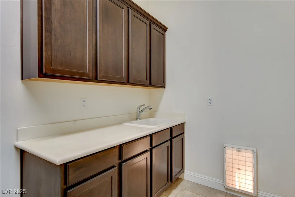 3518 Agate, Las Vegas, NV 89139