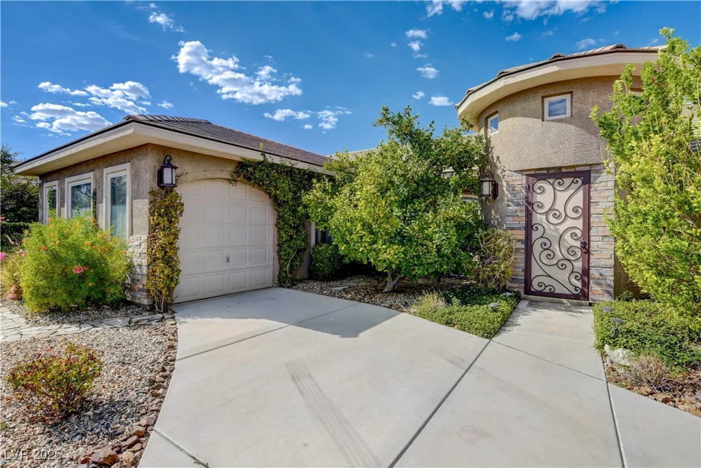 3518 Agate, Las Vegas, NV 89139