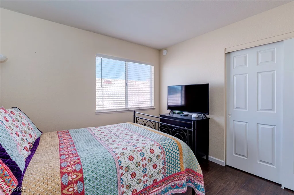 7905 Coral Point, Las Vegas, NV 89128
